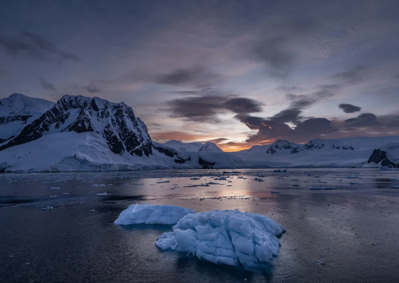 Antarctica is missing an Argentina-sized amount of sea ice – and scientists are scrambling to figure out why