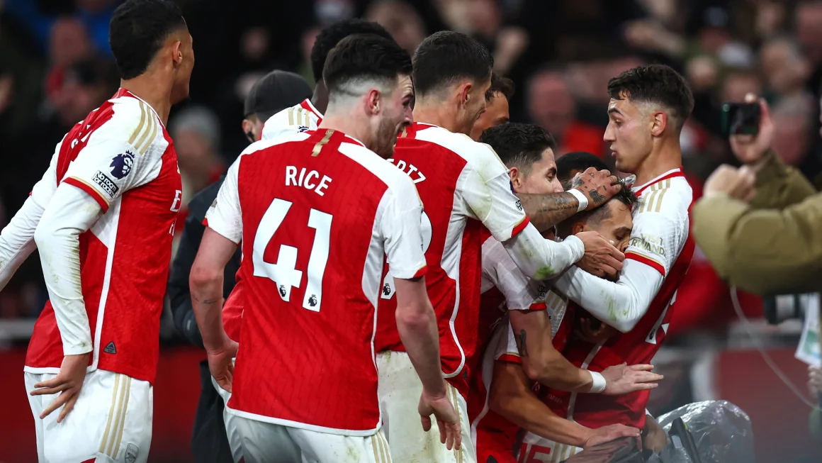 Arsenal keeps league title hopes alive with ‘incredible’ win against Liverpool